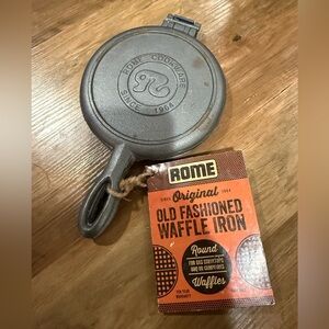 NWT Rome's Old Fashioned Waffle Iron